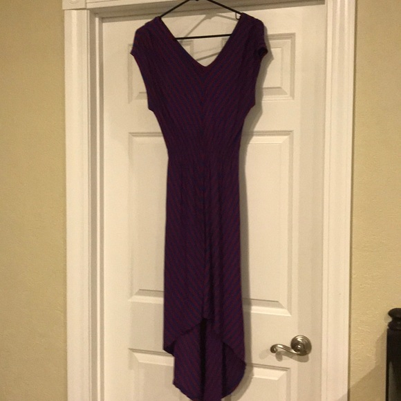 Like new mossimo high low dress!! 💖 - Picture 3 of 3